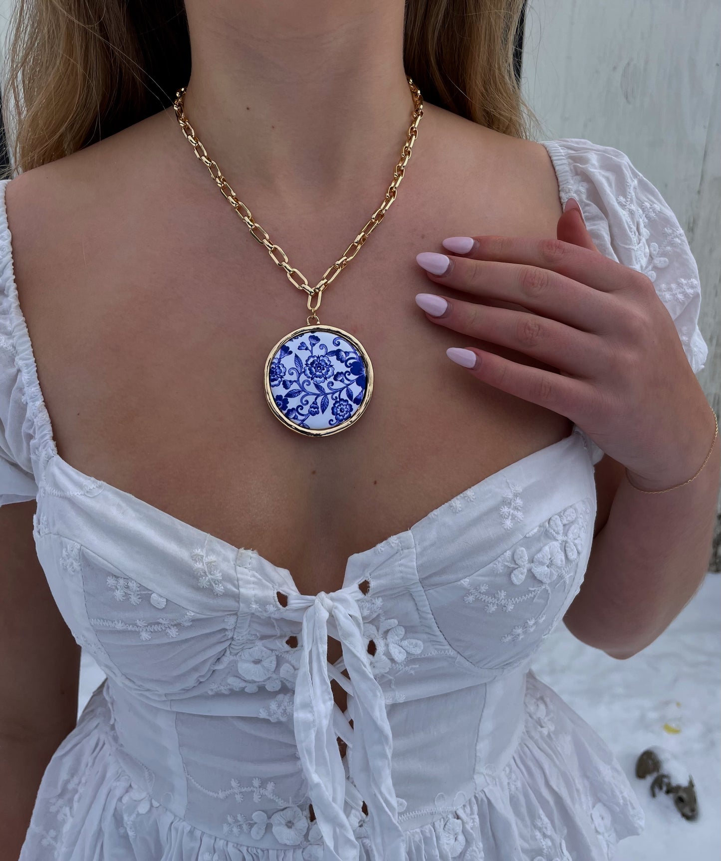 Blue floral pendant inspired by Willow Ware